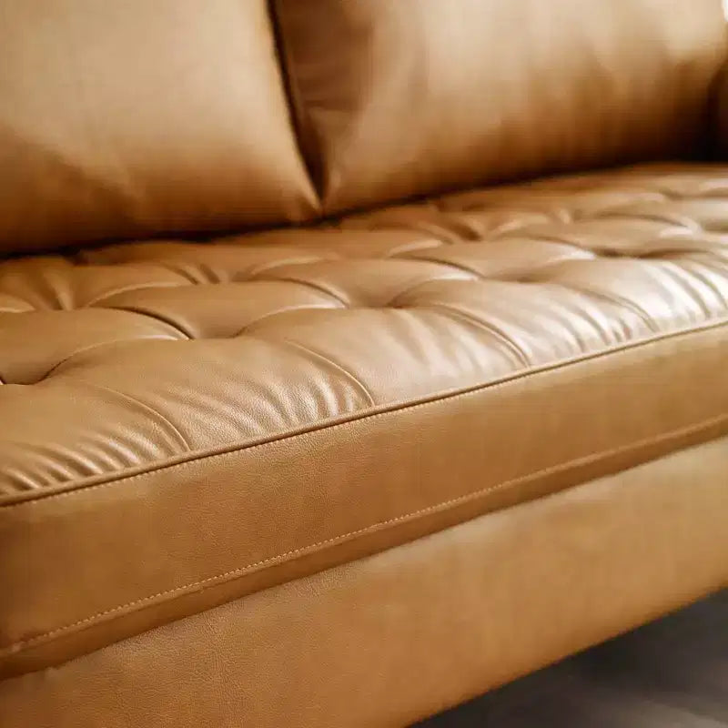 Divano in ecopelle imbottito color cuoio, stile Mid-Century Modern, 4 posti, struttura in legno