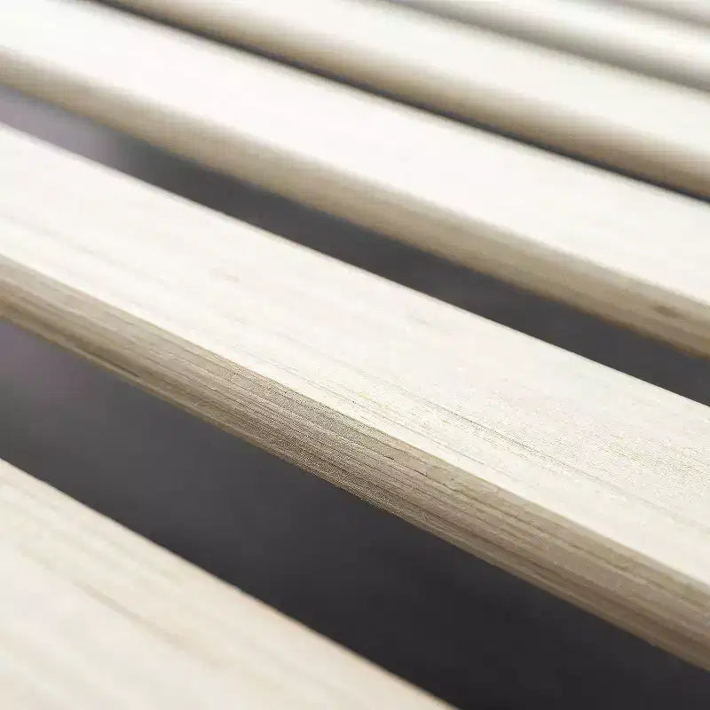 Letto a piattaforma in legno Deluxe con testiera